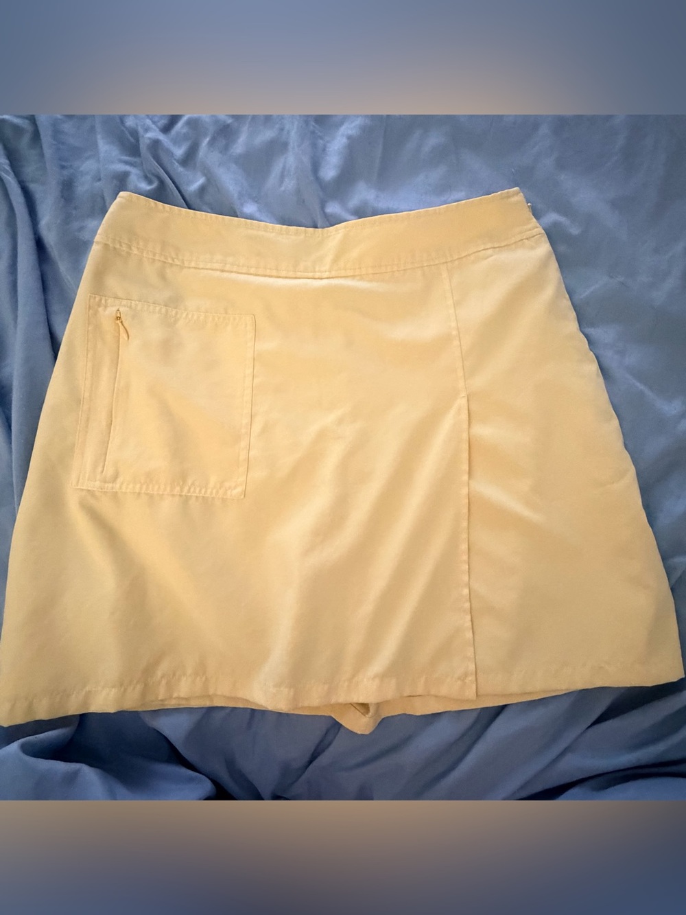 Izod Butter Yellow Skort